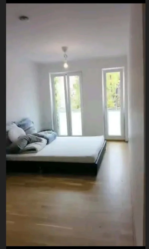 3 Zimmer Wohnung mit 81 m² in München – Bild 4
