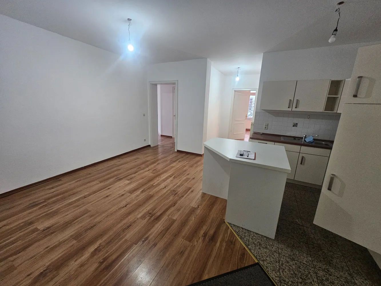 3 Zimmer Wohnung mit 92 m² in Leipzig – Bild 3
