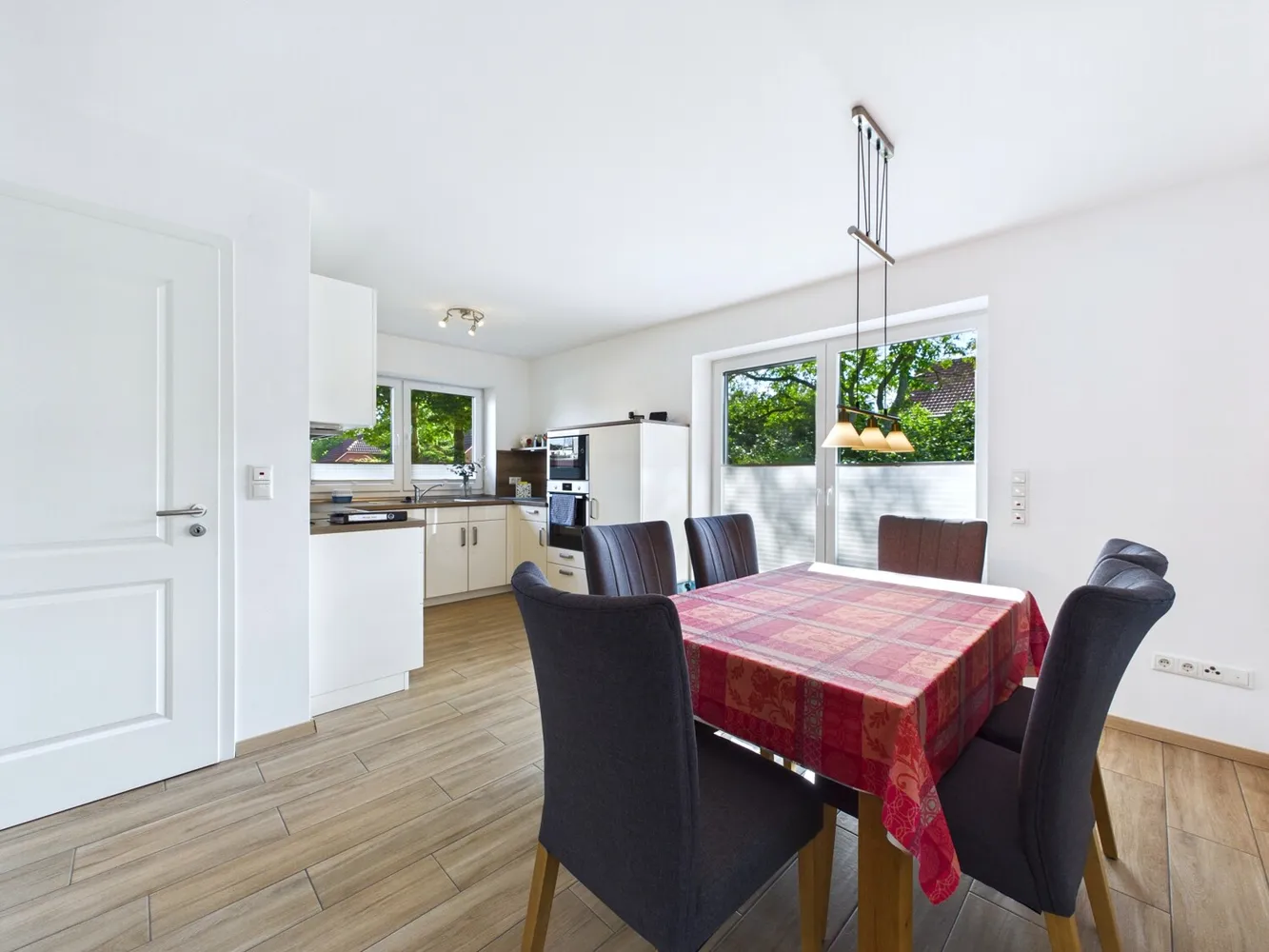 4 room house with 106 m² in Aurich – Photo 1