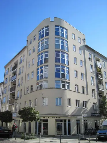 2 Zimmer Wohnung mit 67 m² in Berlin – Bild 10