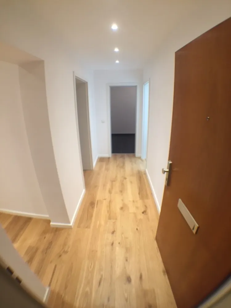 4 Zimmer Wohnung mit 69 m² in München – Bild 3