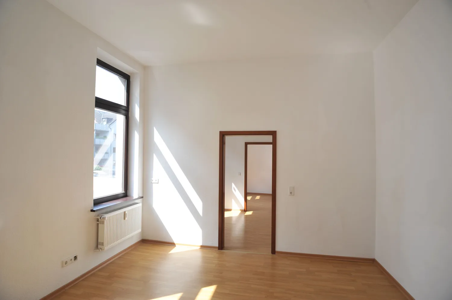 2 Zimmer Wohnung mit 47 m² in Krefeld – Bild 2