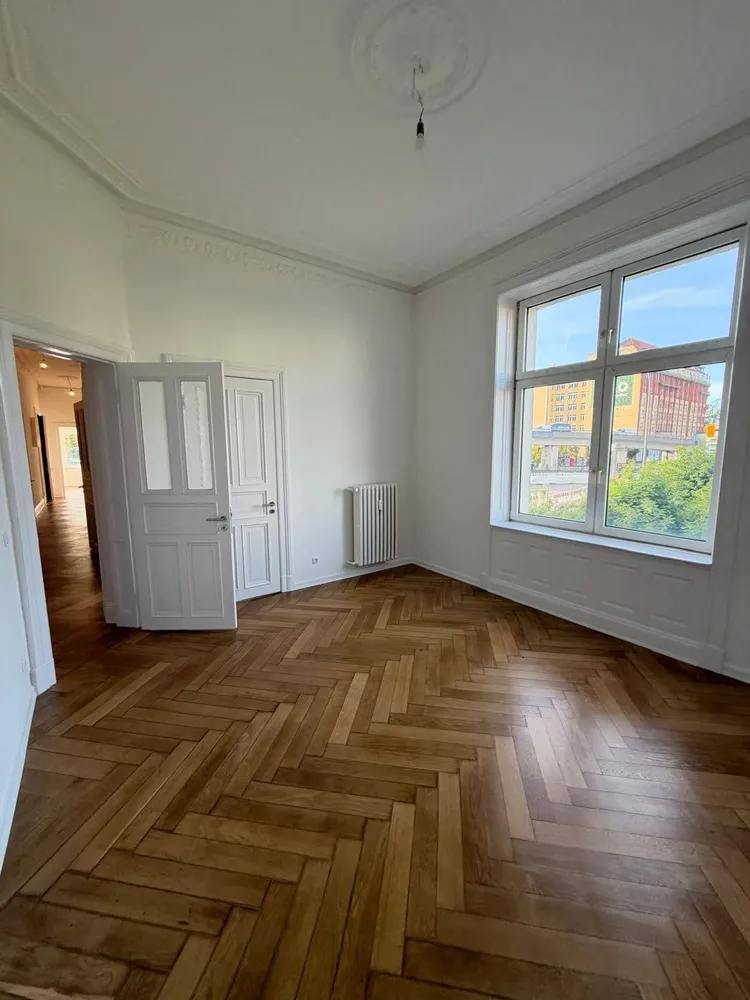 6 Zimmer Wohnung mit 123 m² in Hamburg – Bild 6