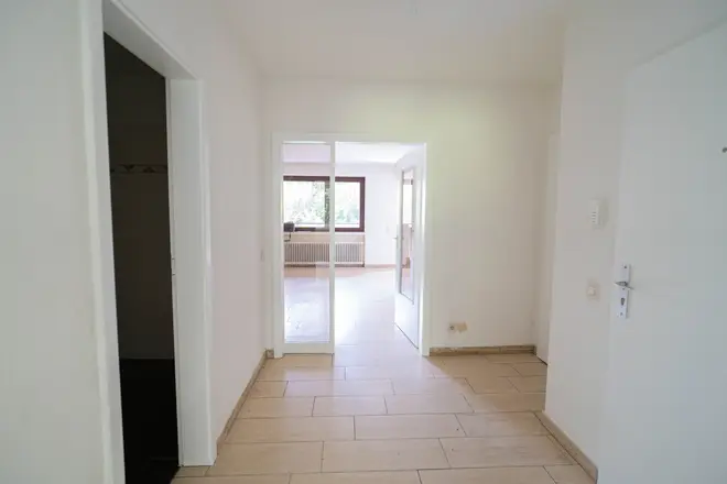 2 Zimmer Wohnung mit 69 m² in Köln – Bild 2
