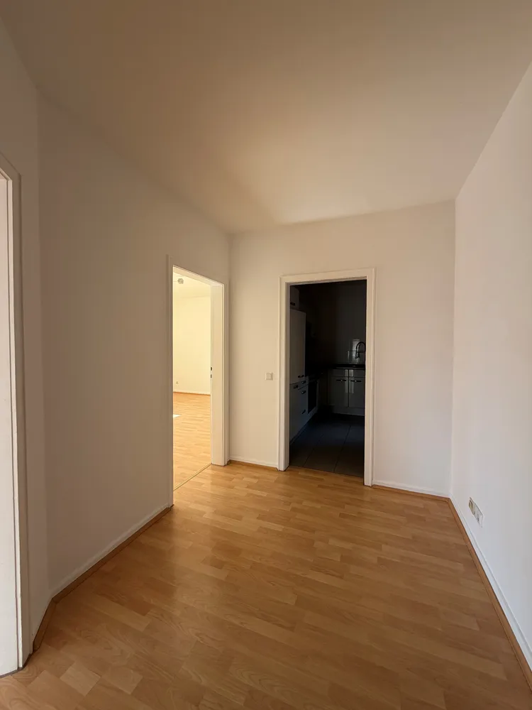 2 Zimmer Wohnung mit 73 m² in Köln – Bild 5