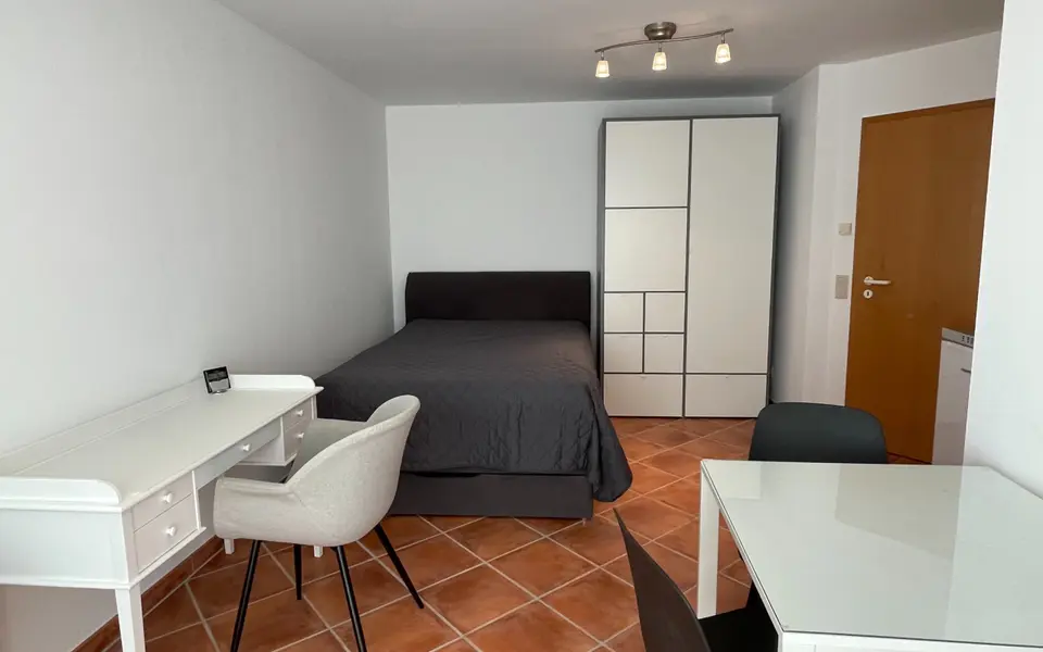 WG-Zimmer mit 33 m² in Weinheim – Bild 2