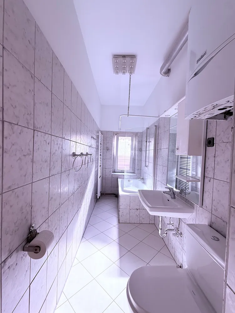 4 room apartment with 98 m² in Düsseldorf – Photo 4