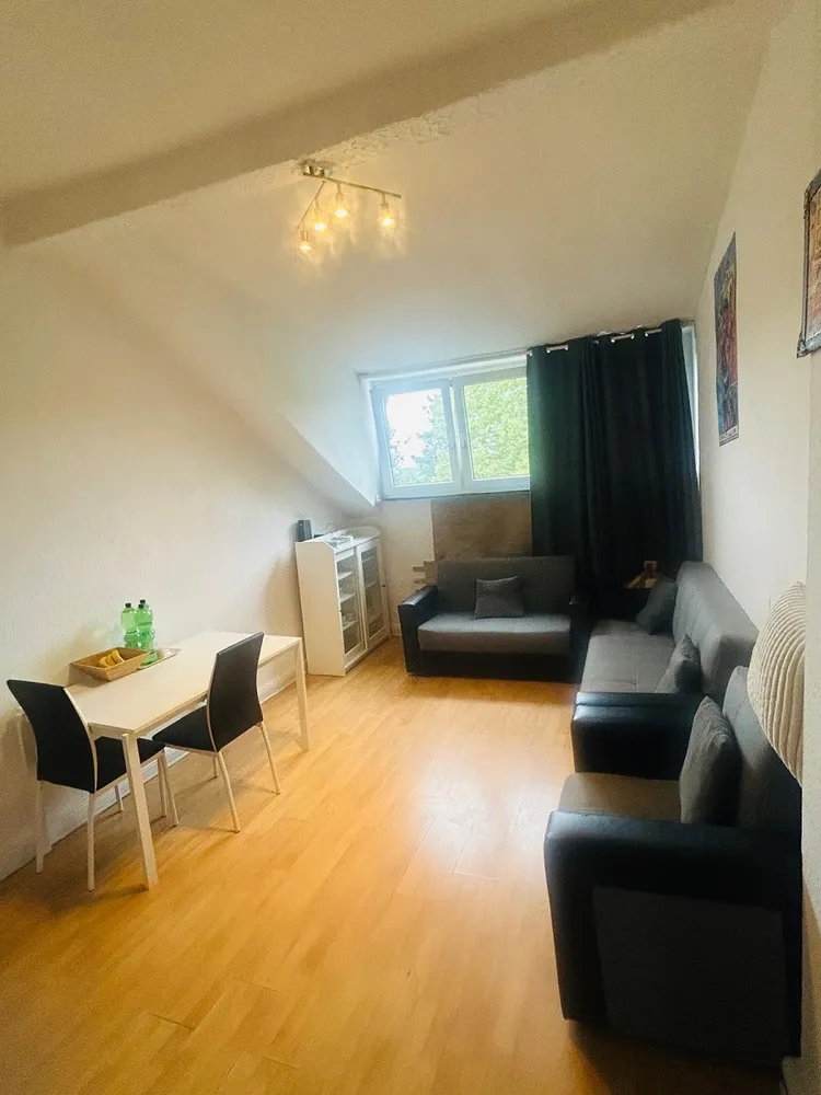 2 Zimmer Wohnung mit 46 m² in Düsseldorf – Bild 1