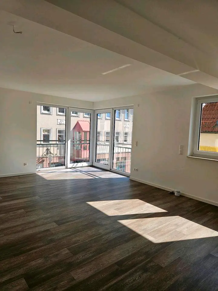 2 Zimmer Wohnung mit 69 m² in Suhl – Bild 1