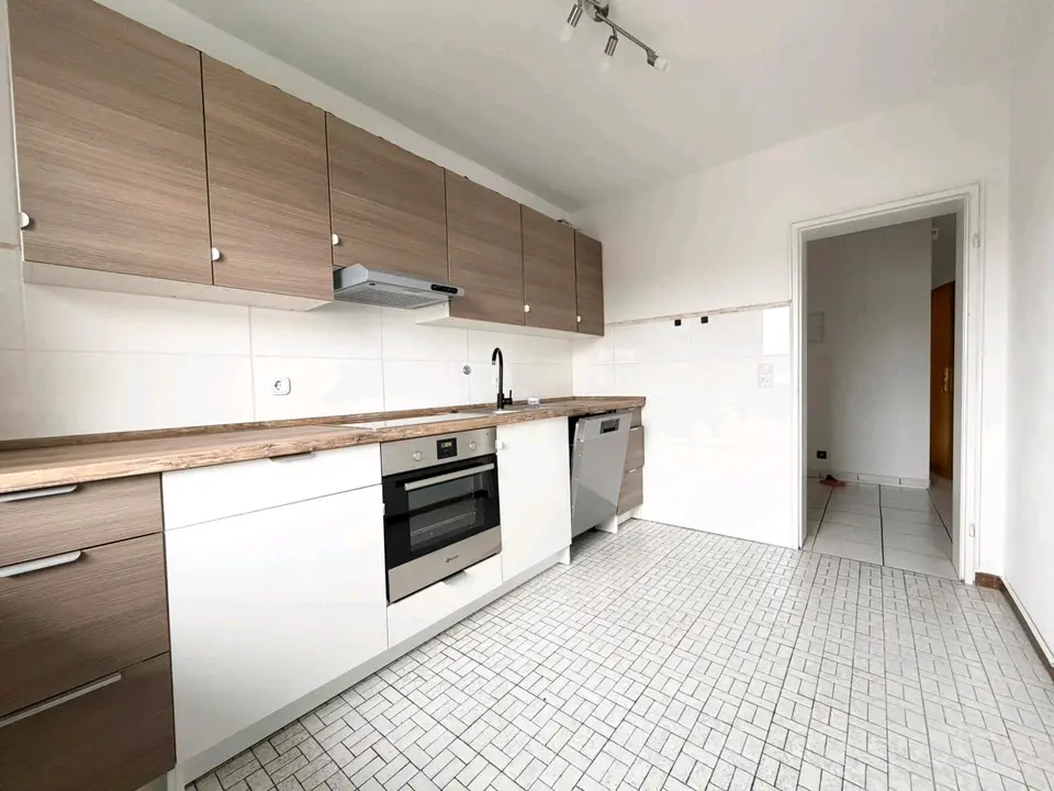 3 Zimmer Wohnung mit 120 m² in Hilden – Bild 4