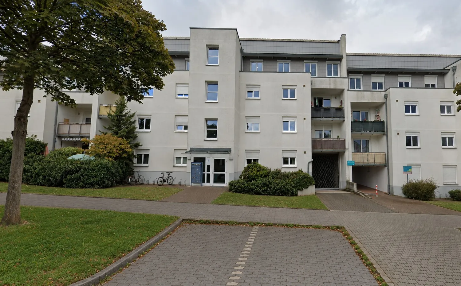 4 Zimmer Wohnung mit 94 m² in Düsseldorf – Bild 9