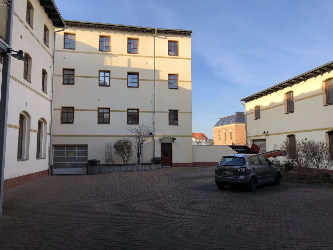 3 Zimmer Wohnung mit 70 m² in Halle (Saale) – Bild 2