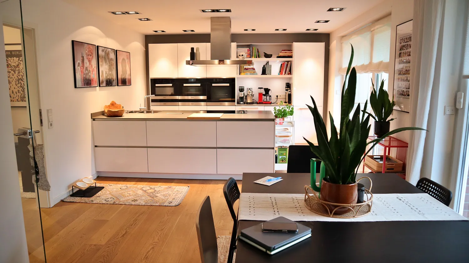 4 Zimmer Wohnung mit 146 m² in Düsseldorf – Bild 1
