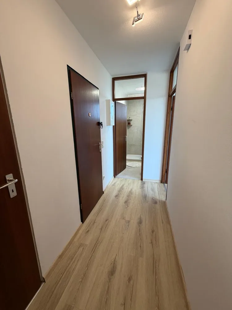 2 Zimmer Wohnung mit 38 m² in Köln – Bild 9