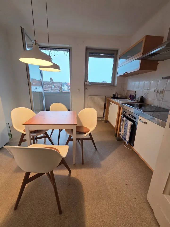 4 Zimmer Wohnung mit 100 m² in Saarbrücken – Bild 2