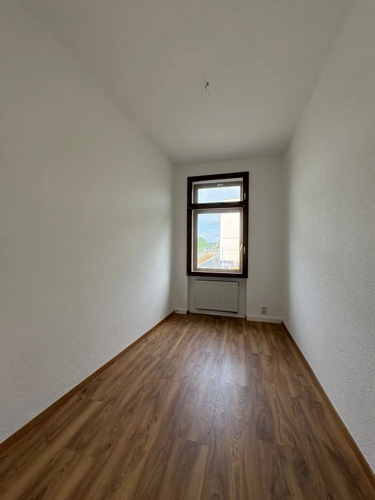 4 Zimmer Wohnung mit 107 m² in Plauen – Bild 8