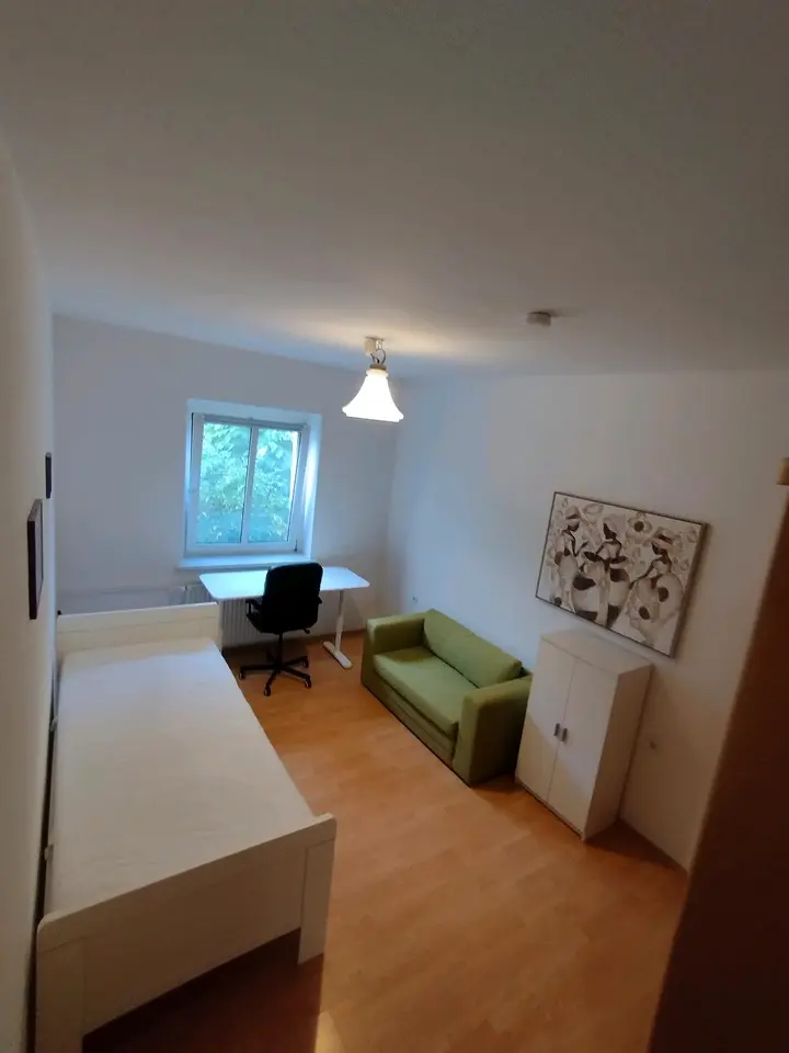 WG-Zimmer mit 13 m² in Borna – Bild 1
