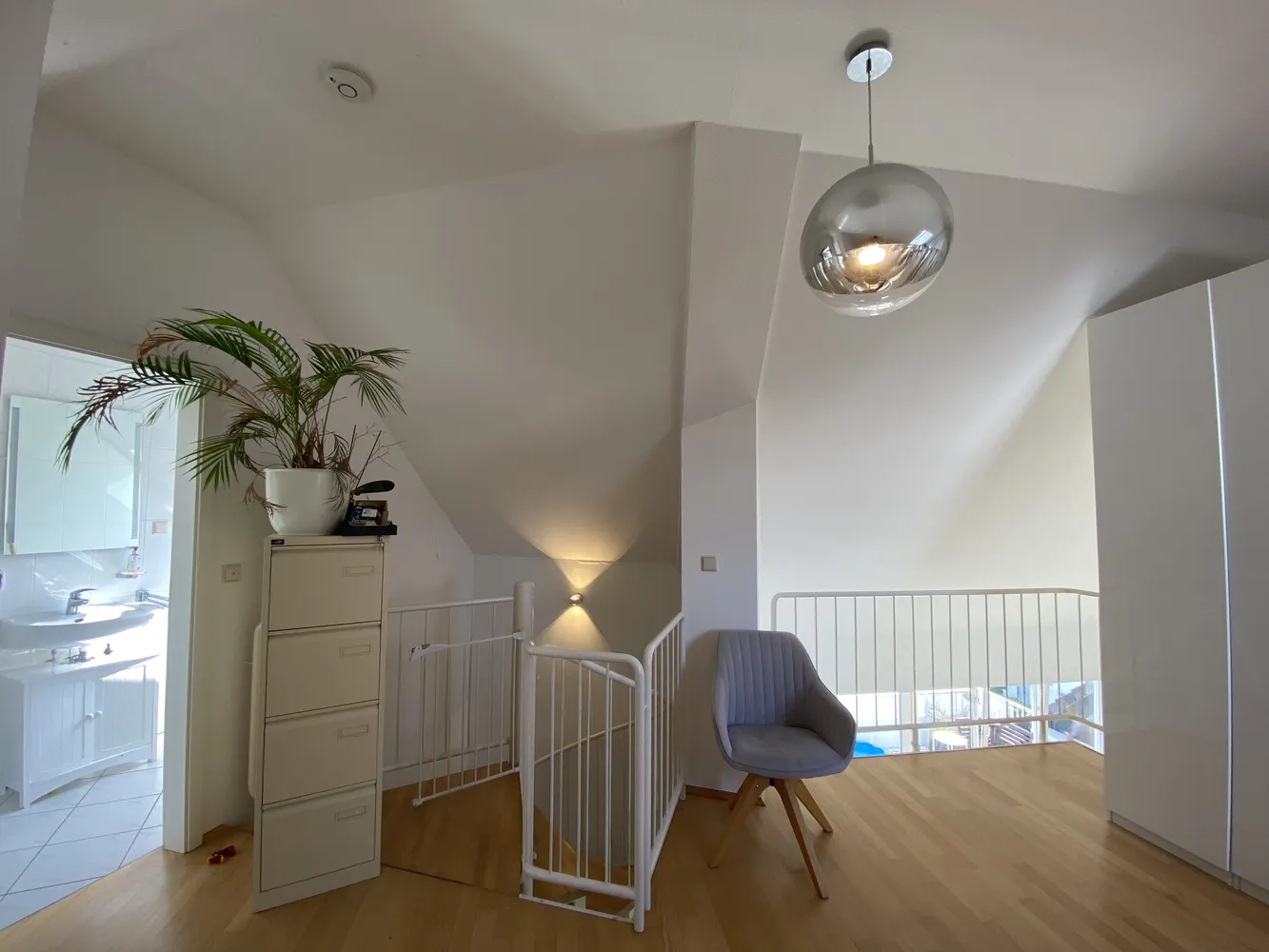 3 room apartment with 115 m² in Neu-Isenburg – Photo 9