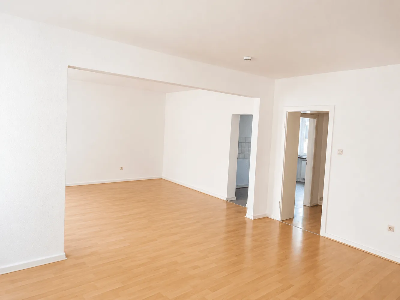 1 Zimmer Wohnung mit 58 m² in Düsseldorf – Bild 2