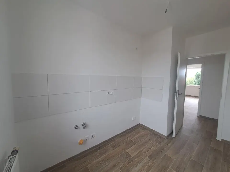 3 Zimmer Wohnung mit 56 m² in Bitterfeld-Wolfen – Bild 2