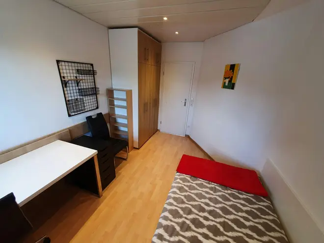 WG-Zimmer mit 12 m² in Düsseldorf – Bild 7