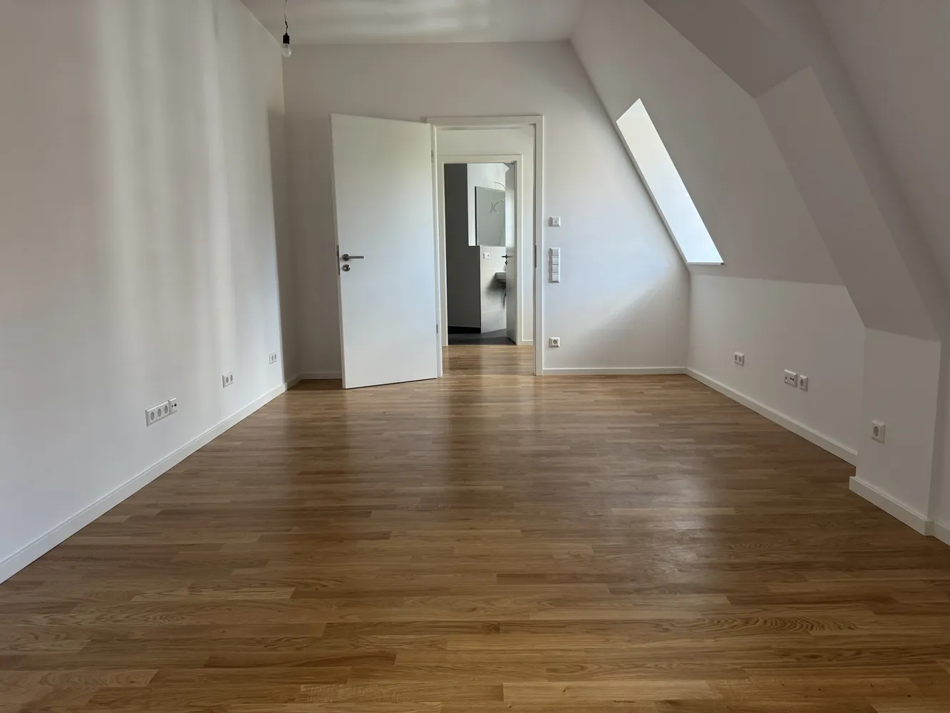 2 room apartment with 37 m² in Halle (Saale) – Photo 2