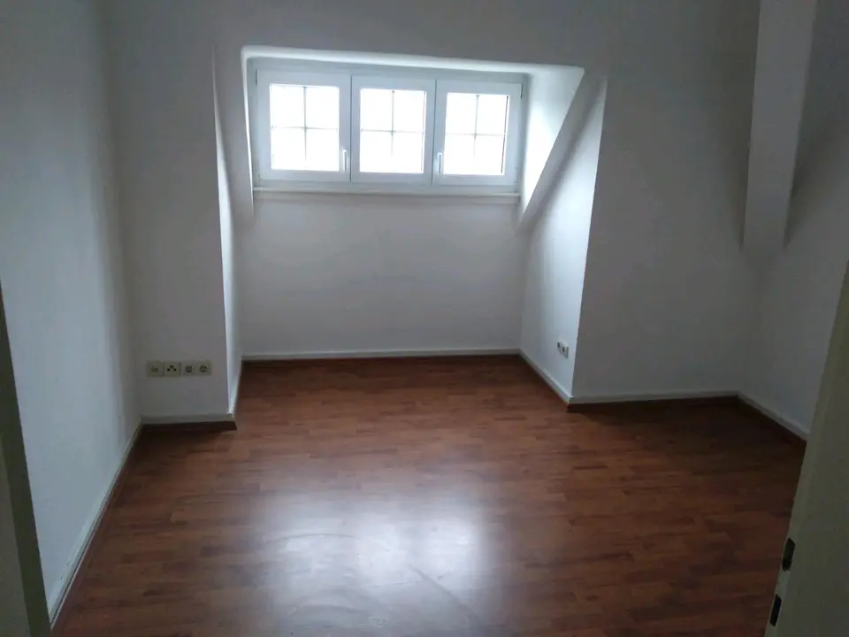 4 Zimmer Wohnung mit 115 m² in Darmstadt – Bild 3
