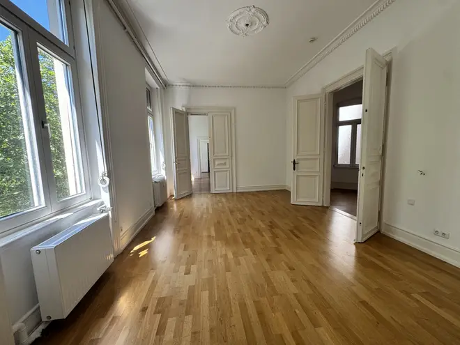 6 Zimmer Wohnung mit 146 m² in Wiesbaden – Bild 6