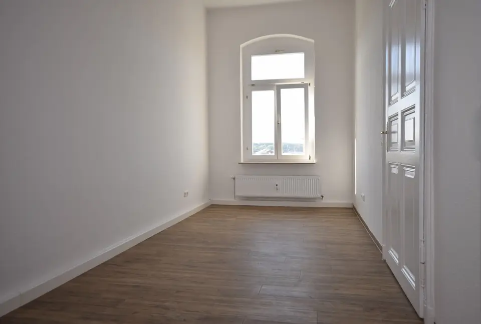 4 Zimmer Wohnung mit 114 m² in Chemnitz – Bild 1