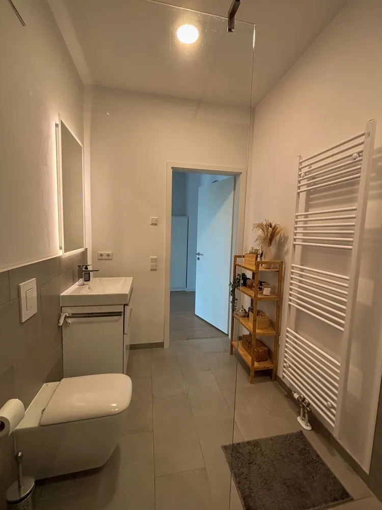 2 room apartment with 62 m² in Berlin – Photo 4