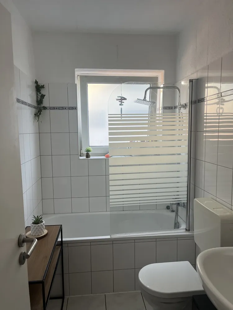 3 Zimmer Wohnung mit 66 m² in Krefeld – Bild 2