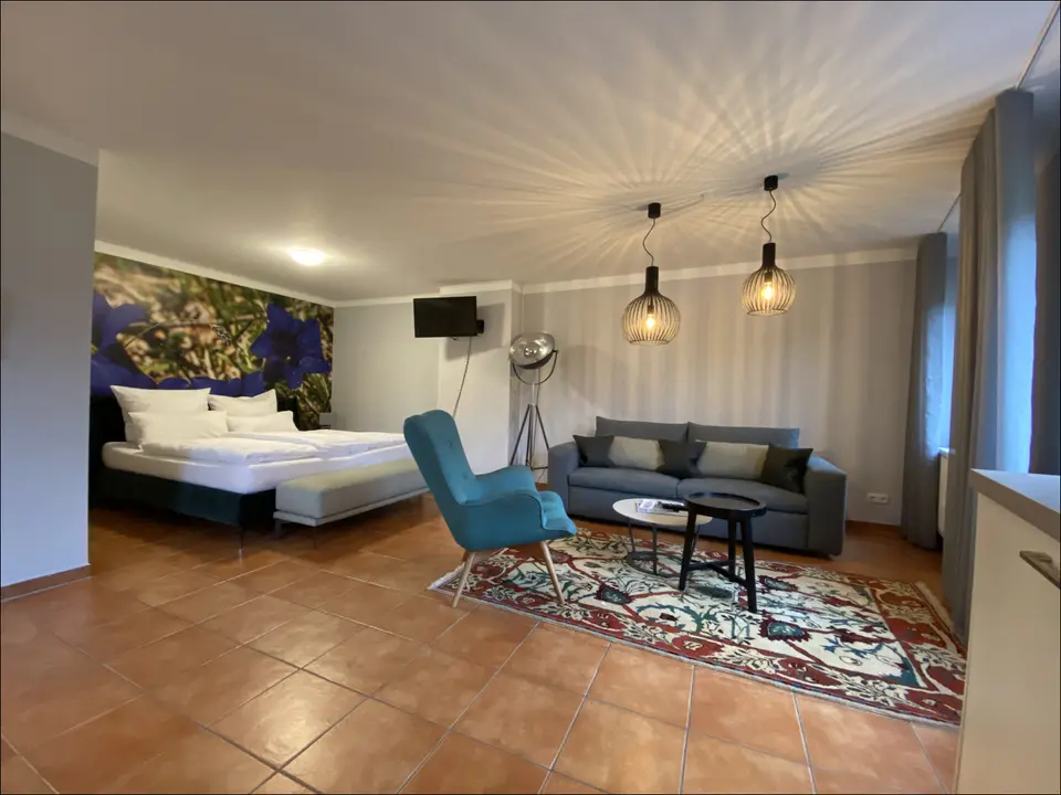 Studio with 40 m² in Aschaffenburg – Photo 2
