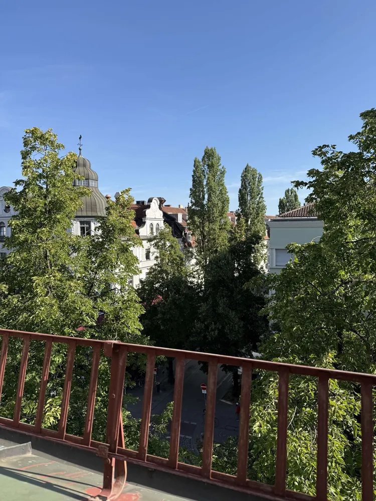 2 Zimmer Wohnung mit 95 m² in München – Bild 7