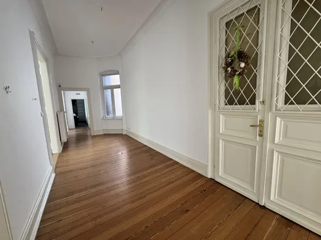 6 Zimmer Wohnung mit 146 m² in Wiesbaden – Bild 5