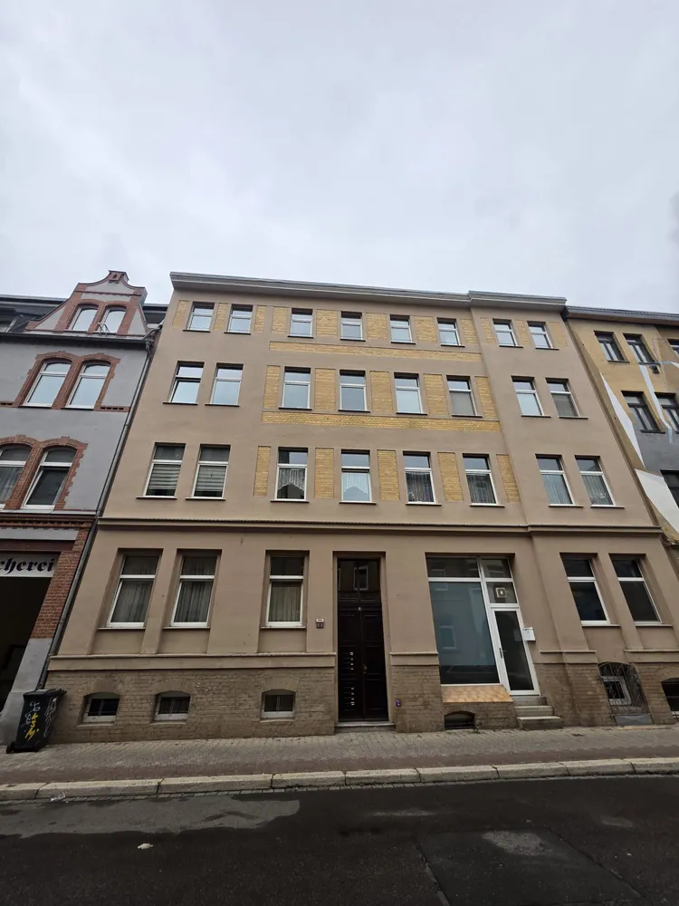 2 Zimmer Wohnung mit 71 m² in Halle (Saale) – Bild 1