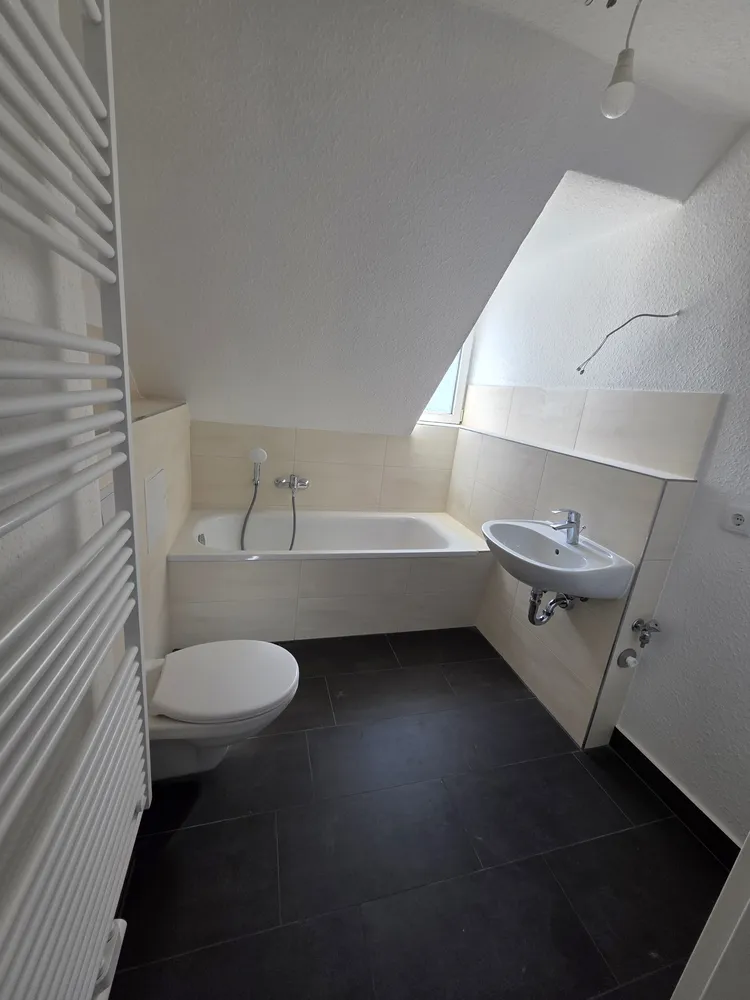 3 Zimmer Wohnung mit 53 m² in Bitterfeld-Wolfen – Bild 4