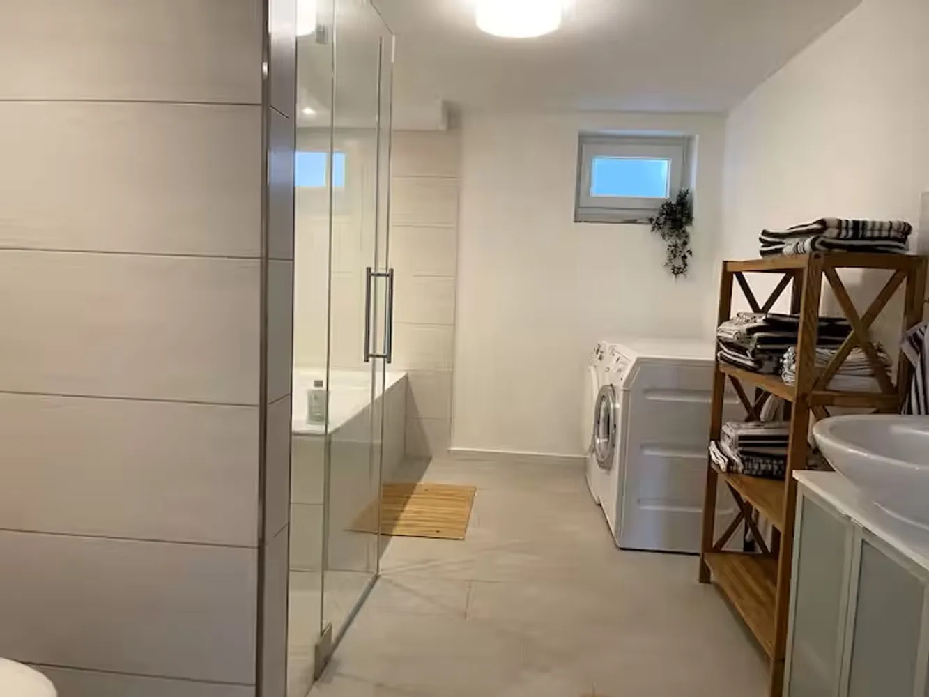 1 room apartment with 48 m² in Cologne – Photo 6