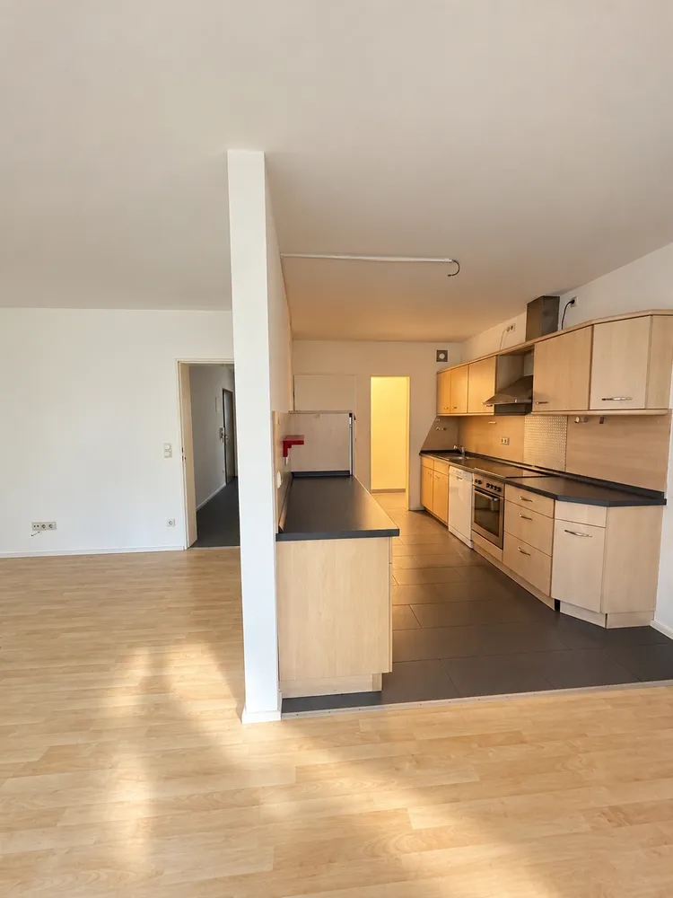 2 Zimmer Wohnung mit 67 m² in Augsburg – Bild 2