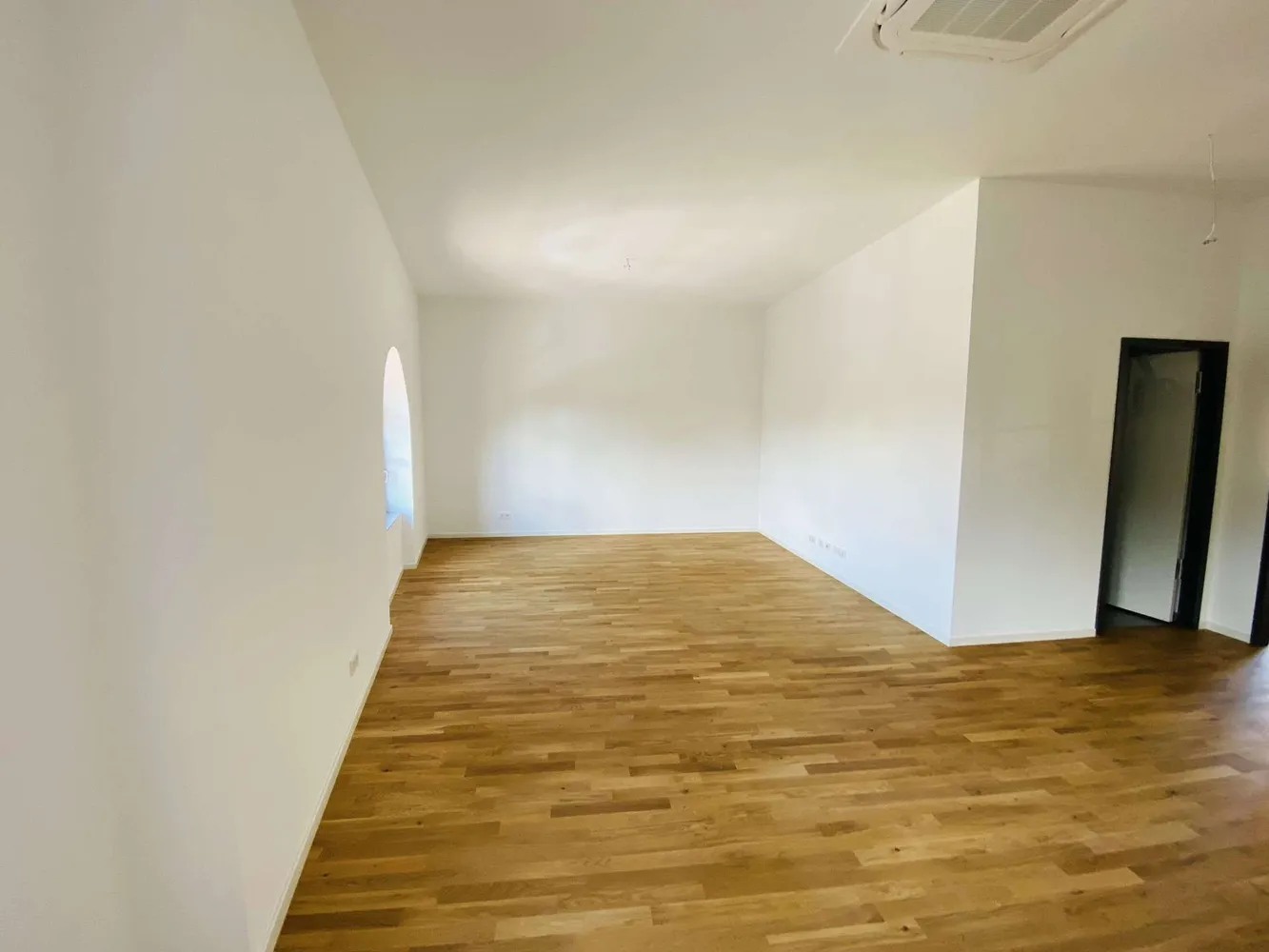 3 Zimmer Wohnung mit 109 m² in Mannheim – Bild 2