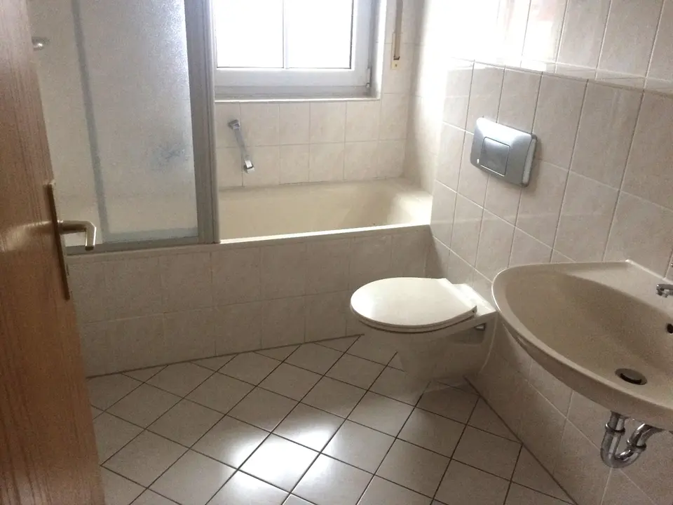 2 Zimmer Wohnung mit 56 m² in Werdau – Bild 7