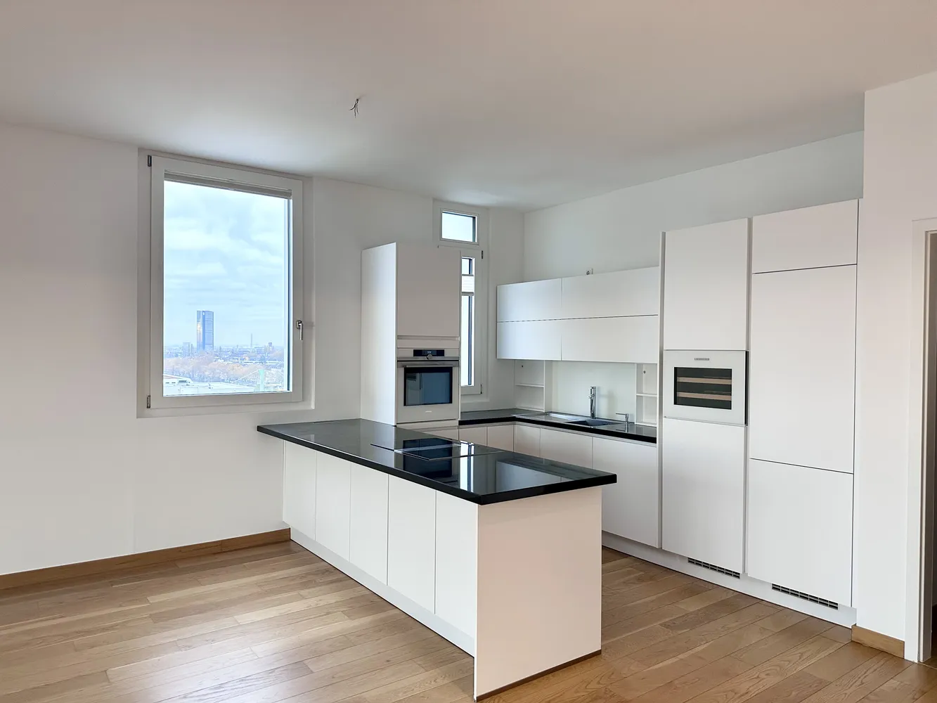 4 Zimmer Wohnung mit 129 m² in Düsseldorf – Bild 3