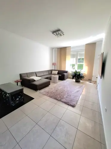 6 Zimmer Haus mit 194 m² in Berlin – Bild 2