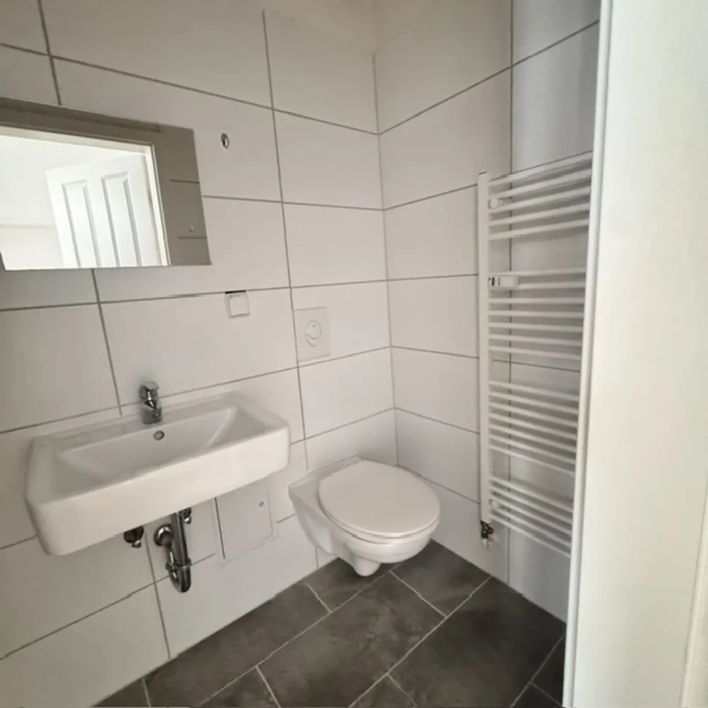 2 Zimmer Wohnung mit 34 m² in Halle (Saale) – Bild 8