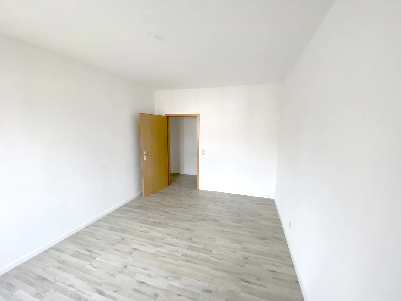 3 Zimmer Wohnung mit 74 m² in Chemnitz – Bild 3
