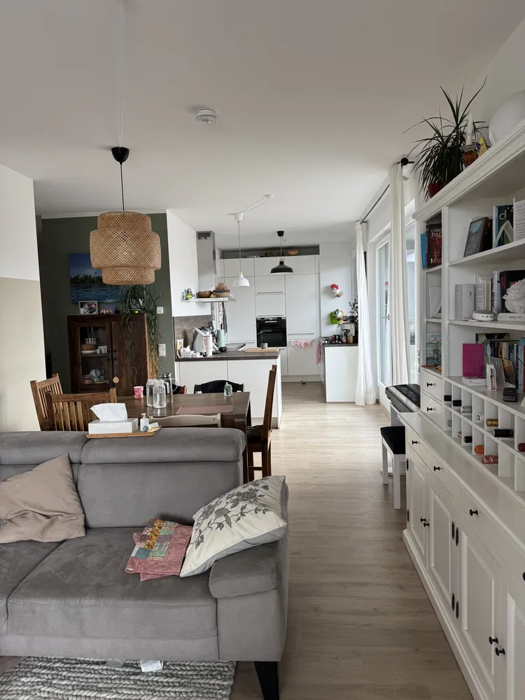 4 Zimmer Wohnung mit 104 m² in Wiesbaden – Bild 2