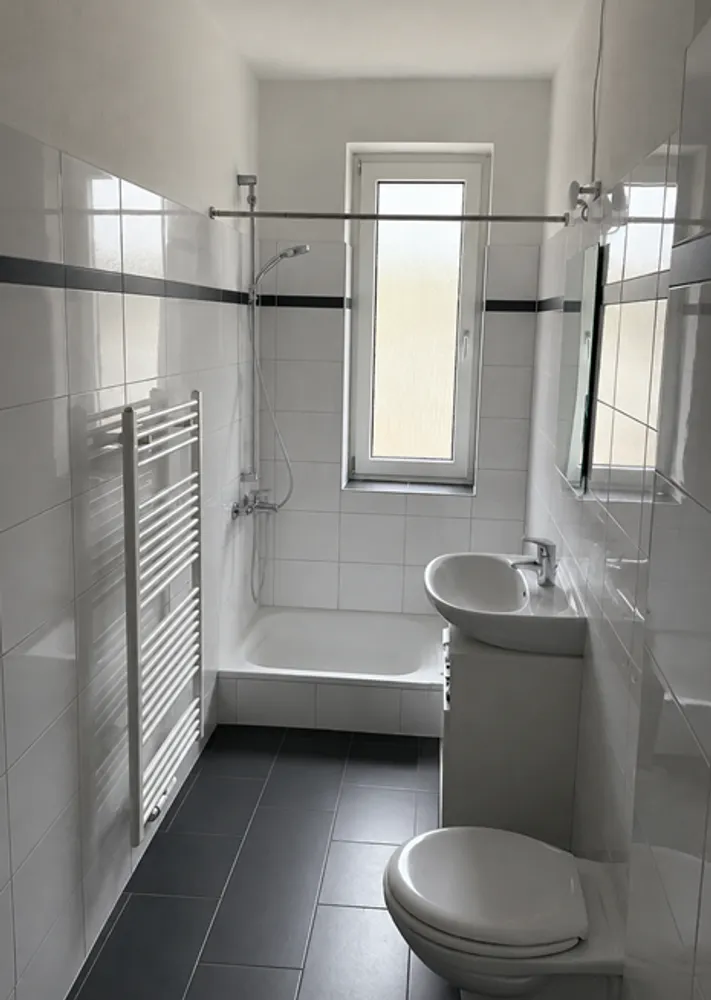 2 Zimmer Wohnung mit 67 m² in Düsseldorf – Bild 1