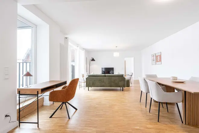 3 Zimmer Wohnung mit 119 m² in Berlin – Bild 1