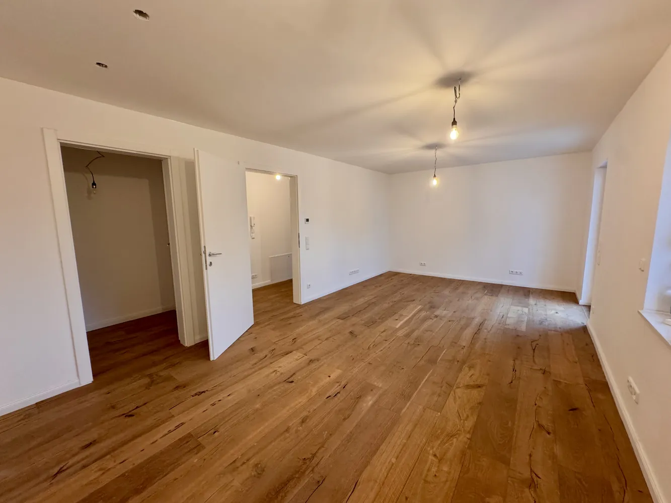 2 Zimmer Wohnung mit 82 m² in Augsburg – Bild 9