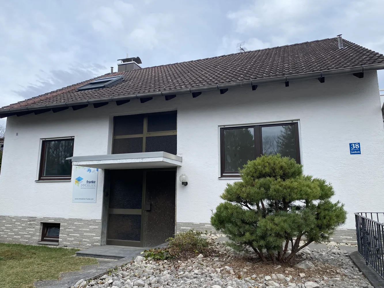 2 Zimmer Wohnung mit 62 m² in München – Bild 1