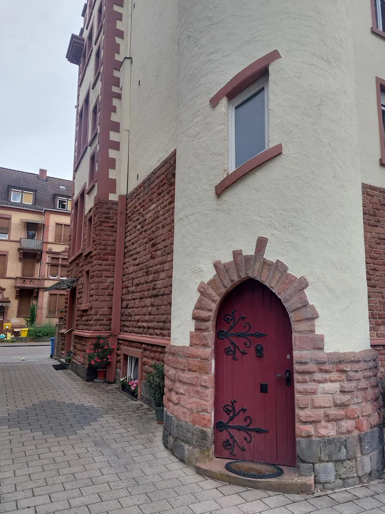 2 Zimmer Wohnung mit 75 m² in Hanau – Bild 4